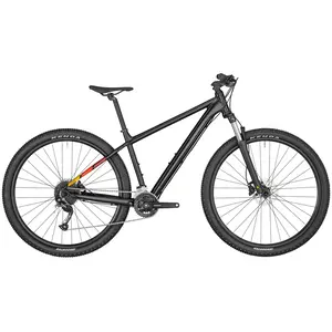 Conheça a Bicicleta Bergamont Revox 4 Black tem Quadro em Alumínio, Suntour XCT30 HLO DS, Shimano 2x9VL e Travões Shimano hidráulicos BR-MT200.