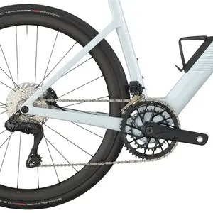 A Bicicleta Elétrica SCOTT Fastlane 10 tem bateria interna até 290 Wh, Quadro em Carbono HMX e transmissão Shimano Ultegra Di2 Disc 24 VL.