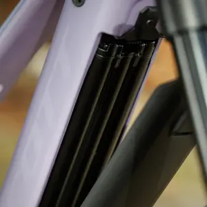 Descubra a Bicicleta Elétrica SCOTT Patron 910 com suspensão Fox, Transmissão SRAM AXS de 12VL e Travões de disco Shimano Deore.