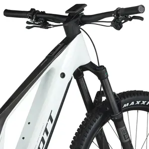 A Bicicleta Elétrica SCOTT Patron 920 tem Quadro em Carbono e Triângulo Alloy, Transmissão Shimano Deore 12 VL e Motor Bosch CX com bateria até 800Wh.