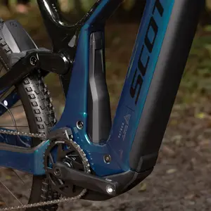 A Bicicleta Elétrica SCOTT Patron 920 tem suspensão Fox, X-Fusion Nude e Transmissão Shimano Deore 12 v e Travões de disco Shimano.