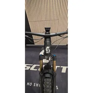 A Bicicleta SCOTT Patron eRIDE 900 Tuned INT Serviço tem Bosch CX até 750Wh e Quadro em Carbono.