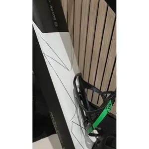 A Bicicleta SCOTT Patron eRIDE 900 Tuned INT Serviço tem Bosch CX até 750Wh e Quadro em Carbono.