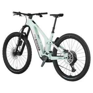 A Bicicleta Elétrica SCOTT Patron ST 900 Tuned tem Quadro em Carbono, Transmissão Shimano Deore 12 VL e Motor Bosch CX-R com bateria até 800Wh.