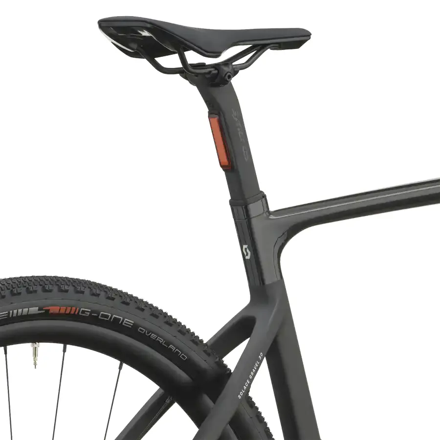 BICICLETA ELÉTRICA SCOTT SOLACE GRAVEL 30 SCOTT SOLACE GRAVEL 30: e-gravel com foco em assistência discreta e conforto, para ir mais longe em estrada e gravel com sensação natural. Mais controlo.