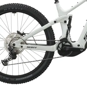 SCOTT STRIKE 20: e-MTB confortável com foco em tração e confiança, para trilhos, passeios longos e terreno misto com apoio elétrico. Boa para pedalar mais.