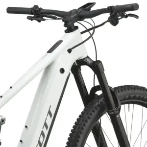 SCOTT STRIKE 20: e-MTB confortável com foco em tração e confiança, para trilhos, passeios longos e terreno misto com apoio elétrico. Boa para pedalar mais.