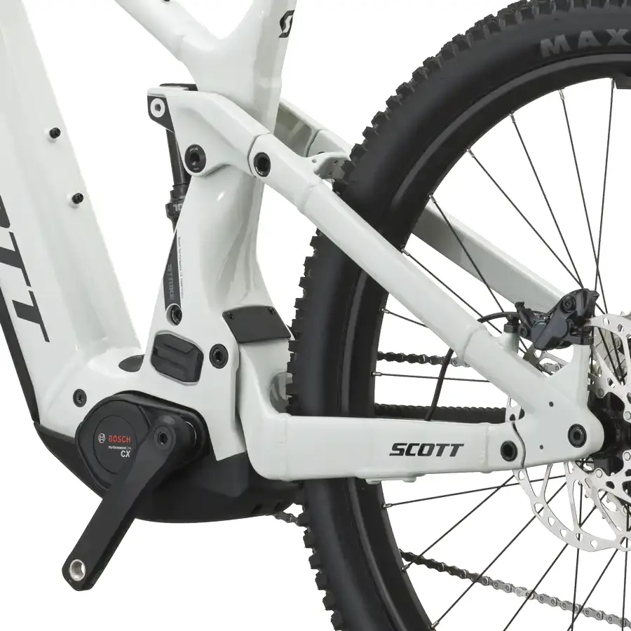 SCOTT STRIKE 20: e-MTB confortável com foco em tração e confiança, para trilhos, passeios longos e terreno misto com apoio elétrico. Boa para pedalar mais.
