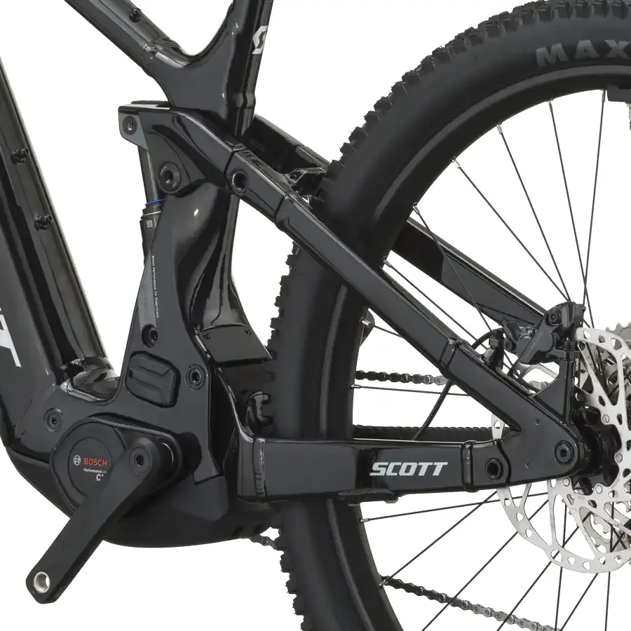 SCOTT STRIKE 30: e-MTB confortável com foco em tração e confiança, para trilhos, passeios longos e terreno misto com apoio elétrico. Boa para pedalar mais.