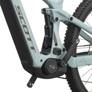 SCOTT STRIKE 30: e-MTB confortável com foco em tração e confiança, para trilhos, passeios longos e terreno misto com apoio elétrico. Boa para pedalar mais.