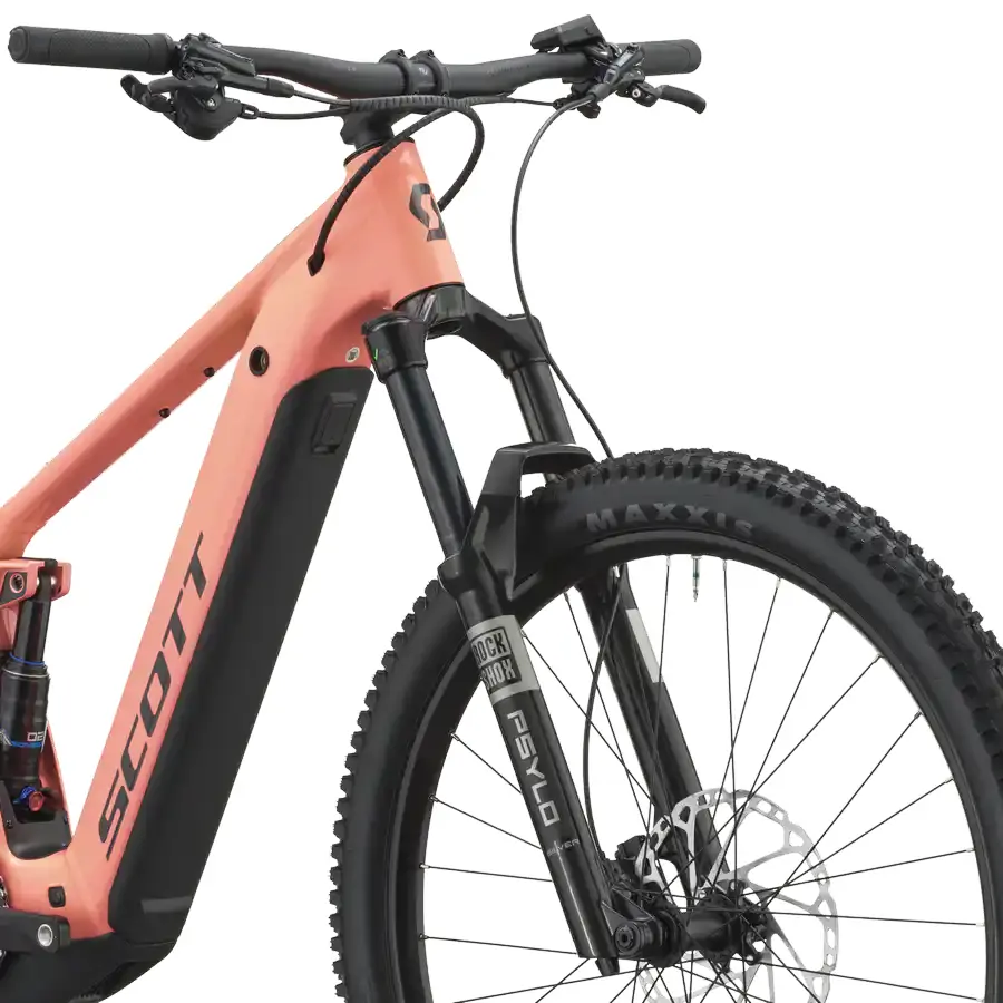SCOTT STRIKE 30: e-MTB confortável com foco em tração e confiança, para trilhos, passeios longos e terreno misto com apoio elétrico. Boa para pedalar mais.