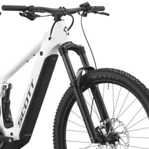 SCOTT STRIKE 40: e-MTB confortável com foco em tração e confiança, para trilhos, passeios longos e terreno misto com apoio elétrico. Boa para pedalar mais.