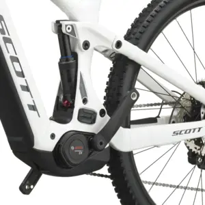 SCOTT STRIKE 40: e-MTB confortável com foco em tração e confiança, para trilhos, passeios longos e terreno misto com apoio elétrico. Boa para pedalar mais.