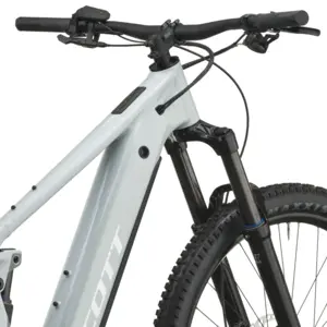 SCOTT STRIKE 40: e-MTB confortável com foco em tração e confiança, para trilhos, passeios longos e terreno misto com apoio elétrico. Boa para pedalar mais.