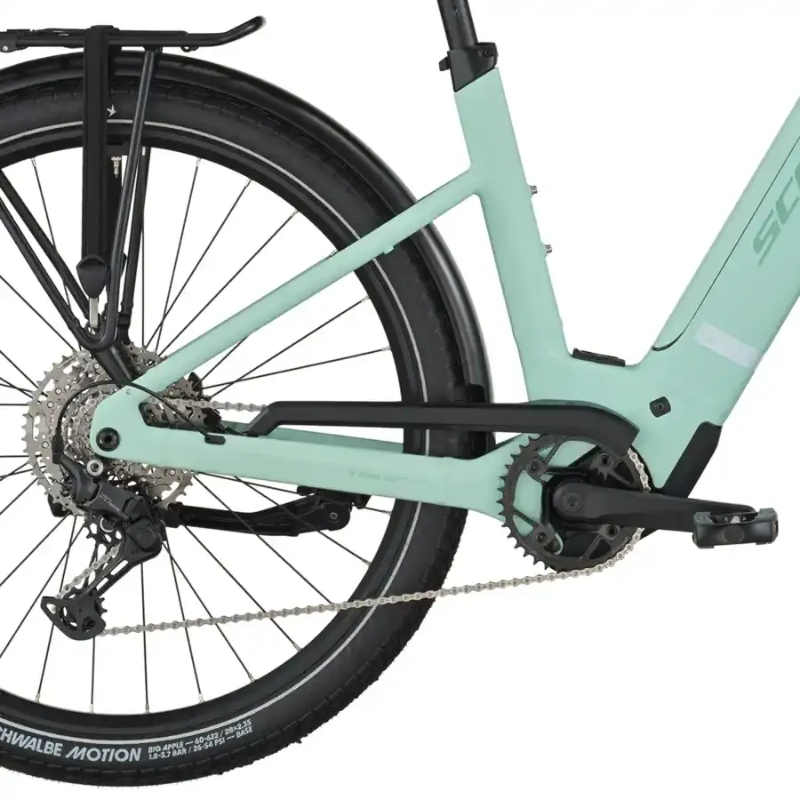 A Bicicleta Elétrica SCOTT Sub Sport 20 Wave tem Quadro em Alloy, Transmissão Shimano CUES 10 VL,  um motor Bosch Perf PX e uma bateria de 600 Wh.