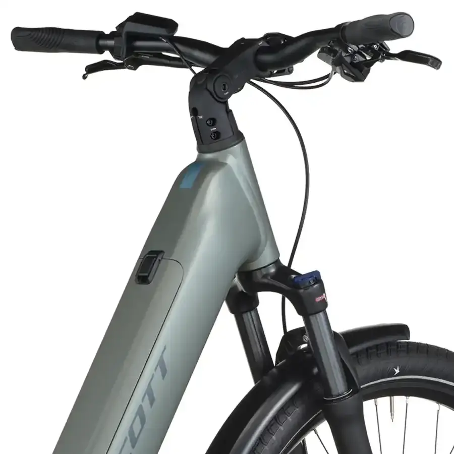 A Bicicleta Elétrica SCOTT Sub Sport 30 tem Quadro em Alloy, Transmissão Shimano CUES 9 VL,  um motor Bosch Perf PX e uma bateria de 540 Wh.