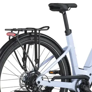 A Bicicleta Elétrica SCOTT Sub Sport 30 tem Quadro em Alloy, Transmissão Shimano CUES 9 VL,  um motor Bosch Perf PX e uma bateria de 540 Wh.