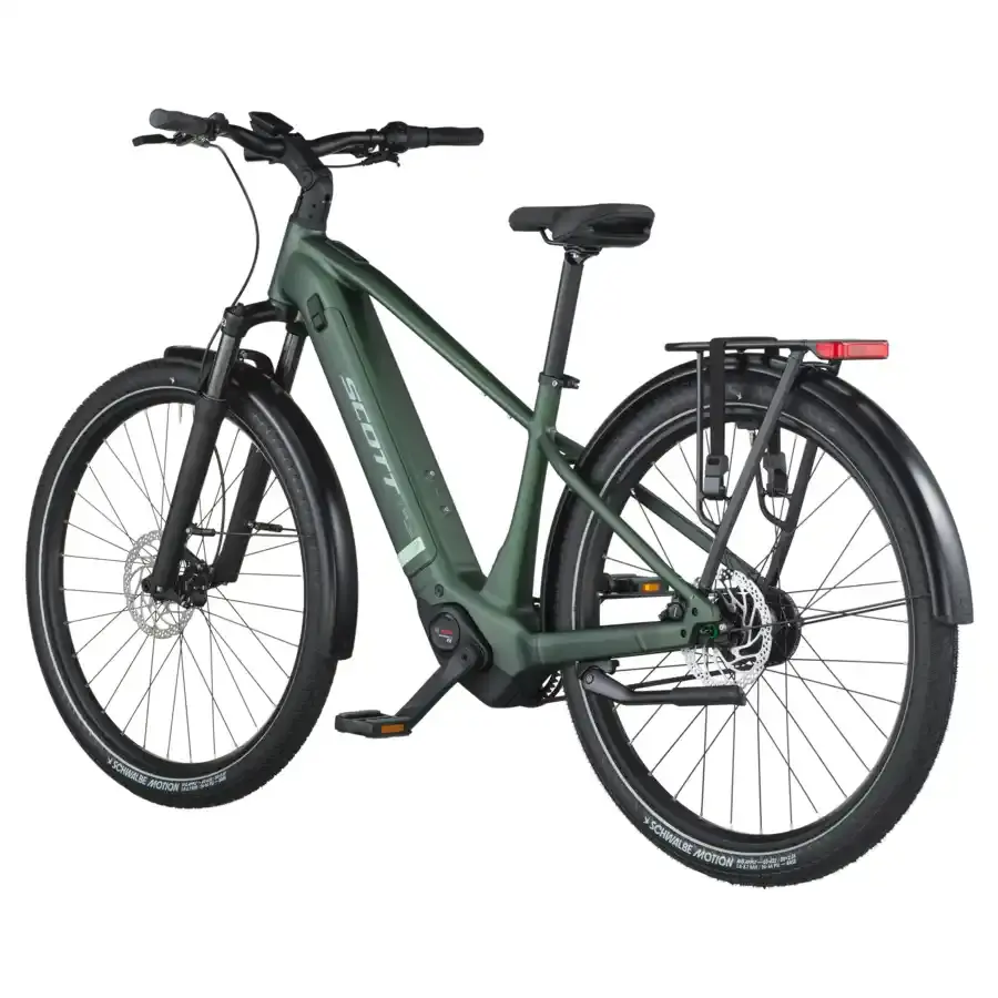 A Bicicleta Elétrica SCOTT Sub Tour 10 tem Quadro em Alloy, um motor Bosch Perf PX e uma bateria de 800 Wh.