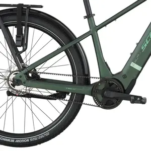 A Bicicleta Elétrica SCOTT Sub Tour 10 tem Quadro em Alloy, um motor Bosch Perf PX e uma bateria de 800 Wh.