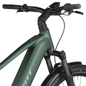 A Bicicleta Elétrica SCOTT Sub Tour 10 tem Quadro em Alloy, um motor Bosch Perf PX e uma bateria de 800 Wh.
