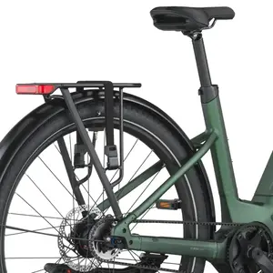 A Bicicleta Elétrica SCOTT Sub Tour 10 Wave tem Quadro em Alloy, um motor Bosch Perf PX  e uma bateria de 800 Wh.