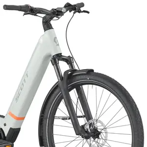 A Bicicleta Elétrica SCOTT Sub Tour 20 Wave tem Quadro em Alloy, um motor Bosch Perf PX e uma bateria de 600 Wh.