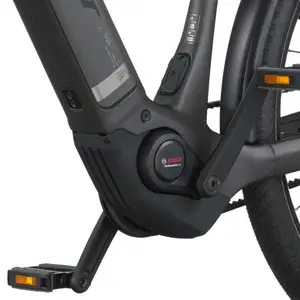 A Bicicleta Elétrica SCOTT Sub Tour 30 tem Quadro em Alloy, um motor Bosch Perf PX e uma bateria de 540 Wh.
