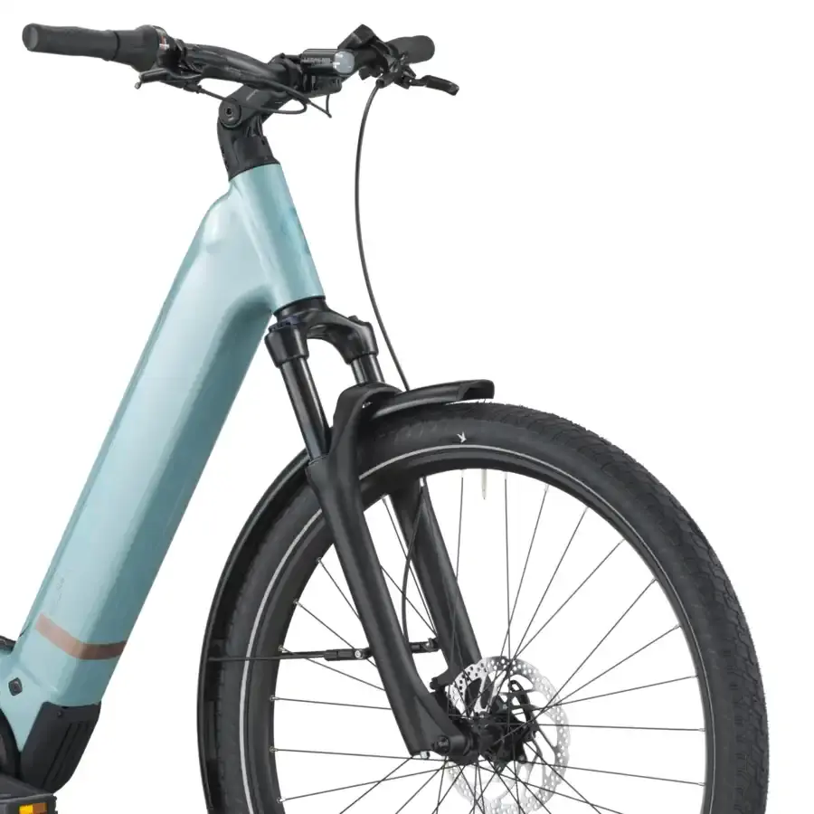 A Bicicleta Elétrica SCOTT Sub Tour 30 Wave tem Quadro em Alloy, um motor Bosch Perf PX e uma bateria de 540 Wh.