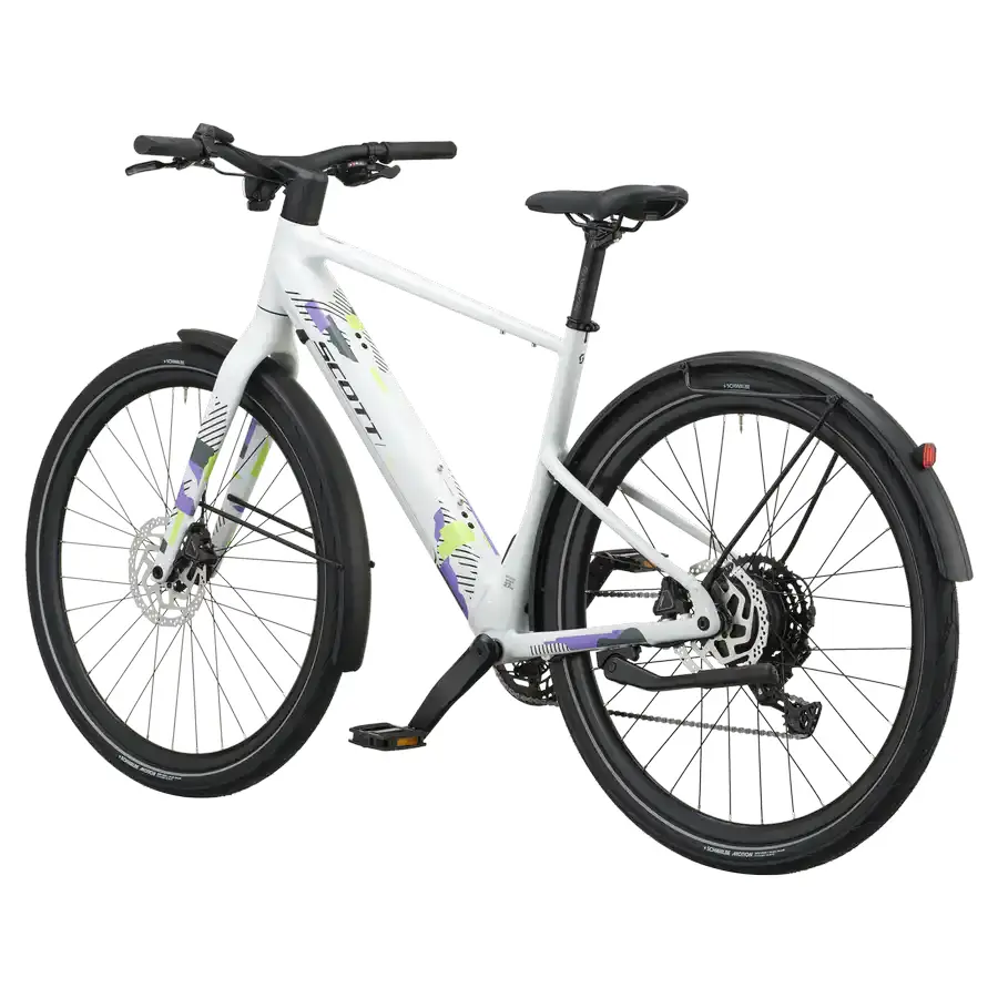 BICICLETA ELÉTRICA SCOTT SWEEP 10 SCOTT SWEEP 10: urbana rápida para tornar deslocações curtas mais leves e agradáveis, com agilidade e fluidez. Condução natural e vontade de pedalar mais.