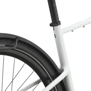 BICICLETA ELÉTRICA SCOTT SWEEP 10 SCOTT SWEEP 10: urbana rápida para tornar deslocações curtas mais leves e agradáveis, com agilidade e fluidez. Condução natural e vontade de pedalar mais.