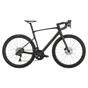BICICLETA SCOTT ADDICT 20 SCOTT ADDICT 20: estrada endurance para somar quilómetros em treinos e voltas longas, com rapidez e conforto. Condução natural e vontade de pedalar mais.