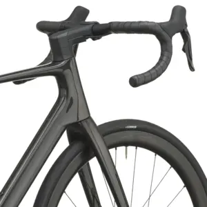 BICICLETA SCOTT ADDICT 20 Bicicleta SCOTT Addict 20 com quadro Addict Carbono HMF e forqueta Addict Carbono HMF. Ideal para estrada, com desempenho, conforto e controlo SCOTT MY26.