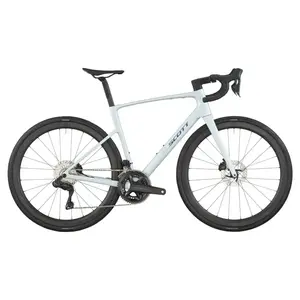 A Bicicleta SCOTT Addict 20 tem Quadro Addict RC Carbono HMF e Transmissão Shimano Ultegra Di2 Disc 24 VL.