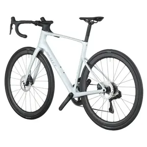 A Bicicleta SCOTT Addict 20 tem Quadro Addict RC Carbono HMF e Transmissão Shimano Ultegra Di2 Disc 24 VL.