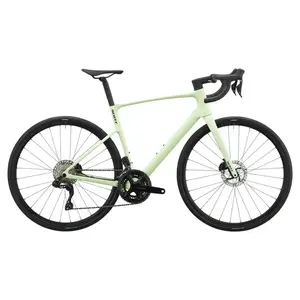 BICICLETA SCOTT ADDICT 40 SCOTT ADDICT 40, estrada endurance com rapidez e conforto, ideal para somar quilómetros em treinos e voltas longas. Sensação fluida, simples e envolvente.