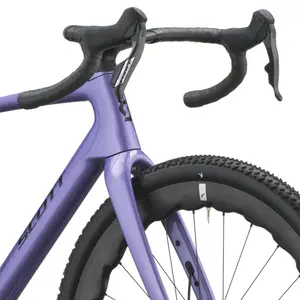 SCOTT ADDICT GRAVEL 10: gravel rápido com foco em liberdade e conforto, para sair do asfalto, manter ritmo e explorar sem olhar ao mapa Com fluidez e confiança.