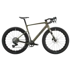 SCOTT ADDICT GRAVEL 10: gravel rápido com foco em liberdade e conforto, para sair do asfalto, manter ritmo e explorar sem olhar ao mapa Com fluidez e confiança.