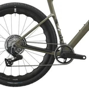 SCOTT ADDICT GRAVEL 10: gravel rápido com foco em liberdade e conforto, para sair do asfalto, manter ritmo e explorar sem olhar ao mapa Com fluidez e confiança.