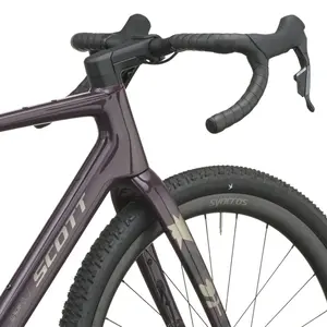 BICICLETA SCOTT ADDICT GRAVEL 30 SCOTT ADDICT GRAVEL 30: gravel rápido com foco em liberdade e conforto, para sair do asfalto, manter ritmo e explorar sem olhar ao mapa Com fluidez e confiança.