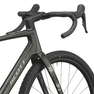 SCOTT ADDICT GRAVEL 40: gravel rápido com foco em liberdade e conforto, para sair do asfalto, manter ritmo e explorar sem olhar ao mapa Com fluidez e confiança.