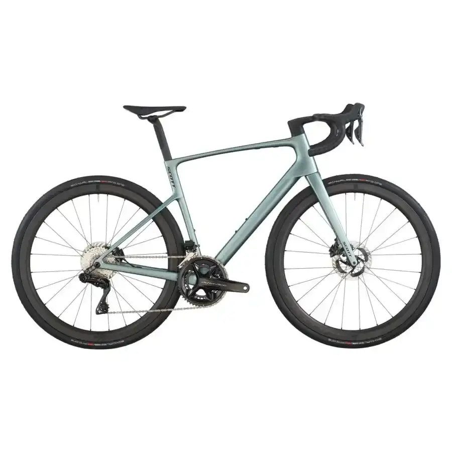 A Bicicleta SCOTT Addict Premium desafia a gravidade e eleva o desempenho com o seu Quadro Addict RC Carbono HMX e Transmissão Shimano Dura Ace Di2 Disc 24 VL.