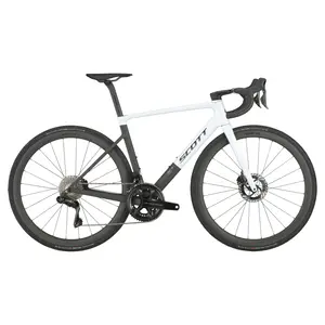 A Bicicleta SCOTT Addict RC Pro eleva o desempenho com o seu Quadro Addict RC em Carbono HMX e Transmissão Shimano Dura-Ace Di2 Disc 24 VL.