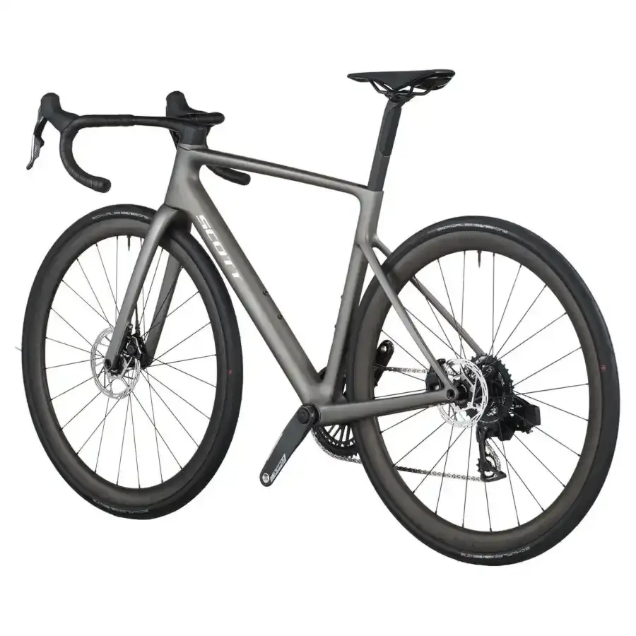A Bicicleta SCOTT Addict RC Team eleva o desempenho com o seu Quadro Addict RC em Carbono HMX  e Transmissão SRAM FORCE AXS Disc 24 VL.