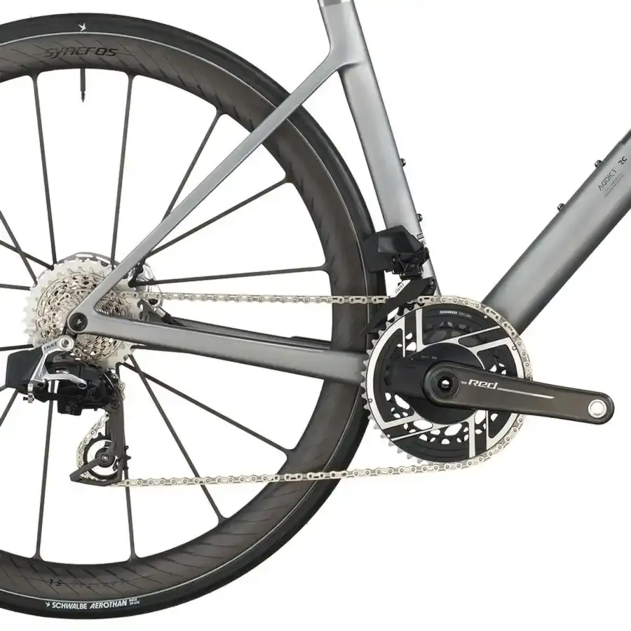 A Bicicleta SCOTT Addict RC ULTIMATE eleva o desempenho com o seu Quadro Addict RC em Carbono HMX SL e Transmissão SRAM FORCE AXS 24 VL c/potenciômetro.