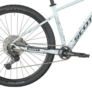 A Bicicleta SCOTT Contrail 10 tem RockShox Judy Silver TK, Quadro em Alloy e transmissão Shimano CUES 11 VL.