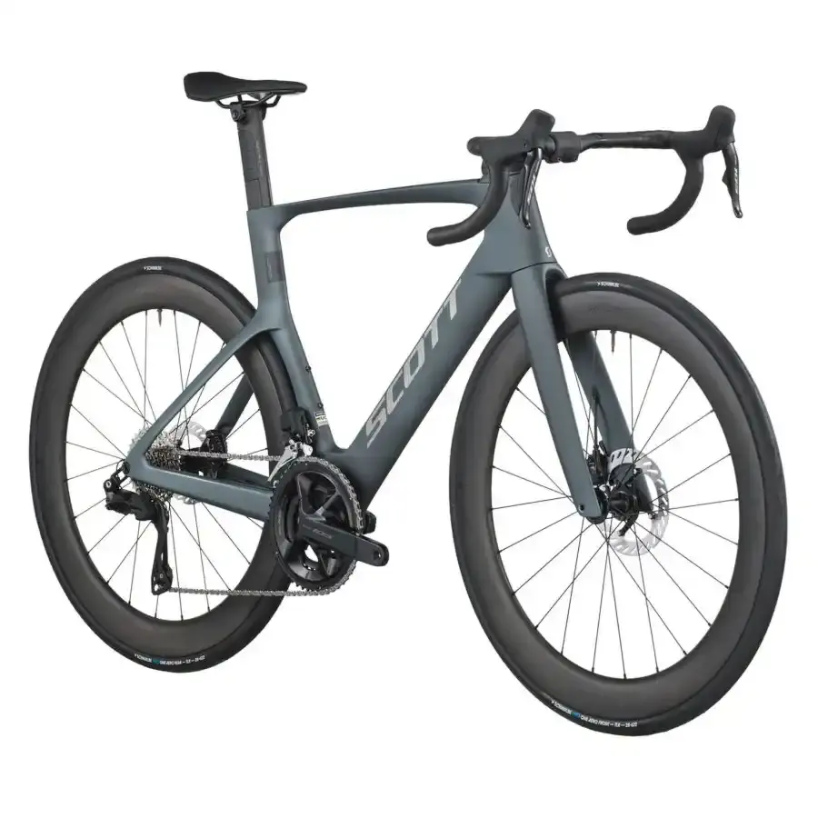 A Bicicleta SCOTT Foil RC 20 tem Quadro em Carbono HMX e transmissão  Shimano 105 Di2 24 VL.