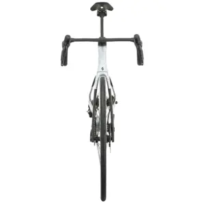 BICICLETA SCOTT FOIL RC PRO SCOTT FOIL RC PRO: estrada aero para rolar depressa em terreno aberto e manter ritmo alto, velocidade e eficiência. Sensação fluida, simples e envolvente.