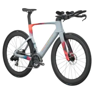 BICICLETA SCOTT FOIL RC TRI SCOTT FOIL RC TRI: estrada aero para rolar depressa em terreno aberto e manter ritmo alto, velocidade e eficiência. Sensação fluida, simples e envolvente.