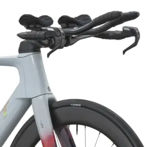 BICICLETA SCOTT FOIL RC TRI SCOTT FOIL RC TRI: estrada aero para rolar depressa em terreno aberto e manter ritmo alto, velocidade e eficiência. Sensação fluida, simples e envolvente.