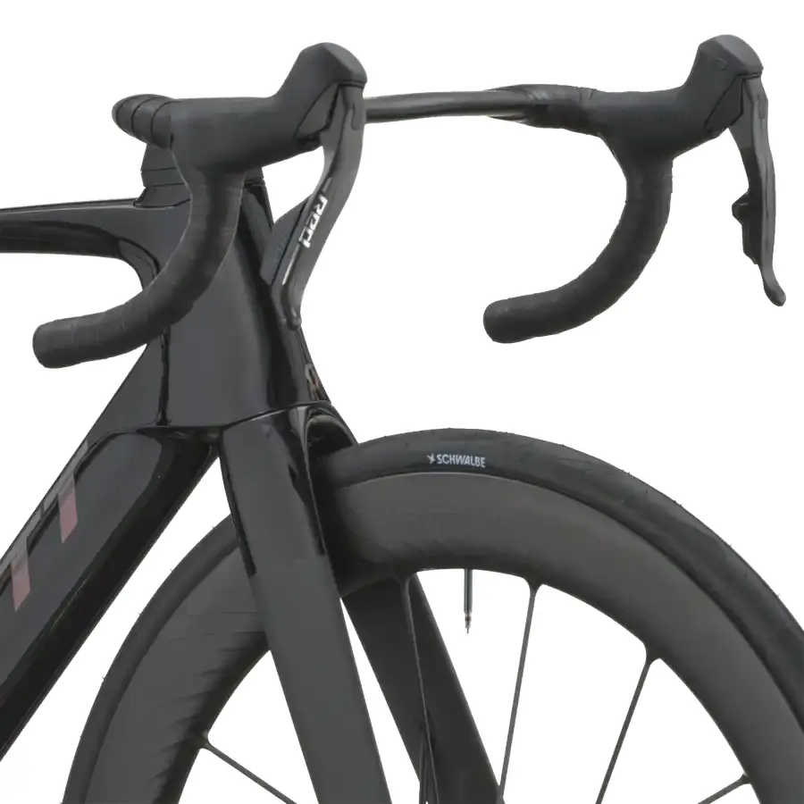 BICICLETA SCOTT FOIL RC ULTIMATE SCOTT FOIL RC ULTIMATE: estrada aero com foco em velocidade e eficiência, para rolar depressa em terreno aberto e manter ritmo alto. Boa para pedalar mais.